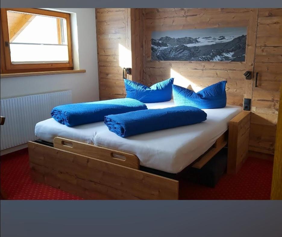 Haus Gfall كاونرتال الغرفة الصورة
